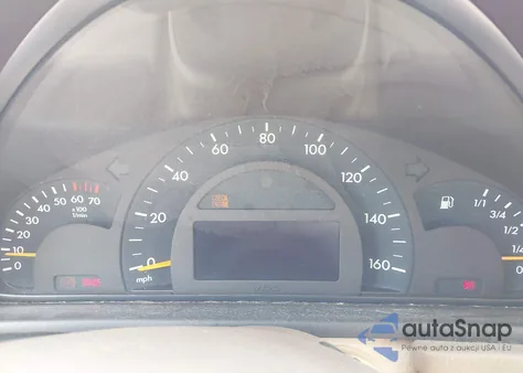 2002 Mercedes-Benz C 240 from USA, damaged, VIN WDBRF61J22E005317